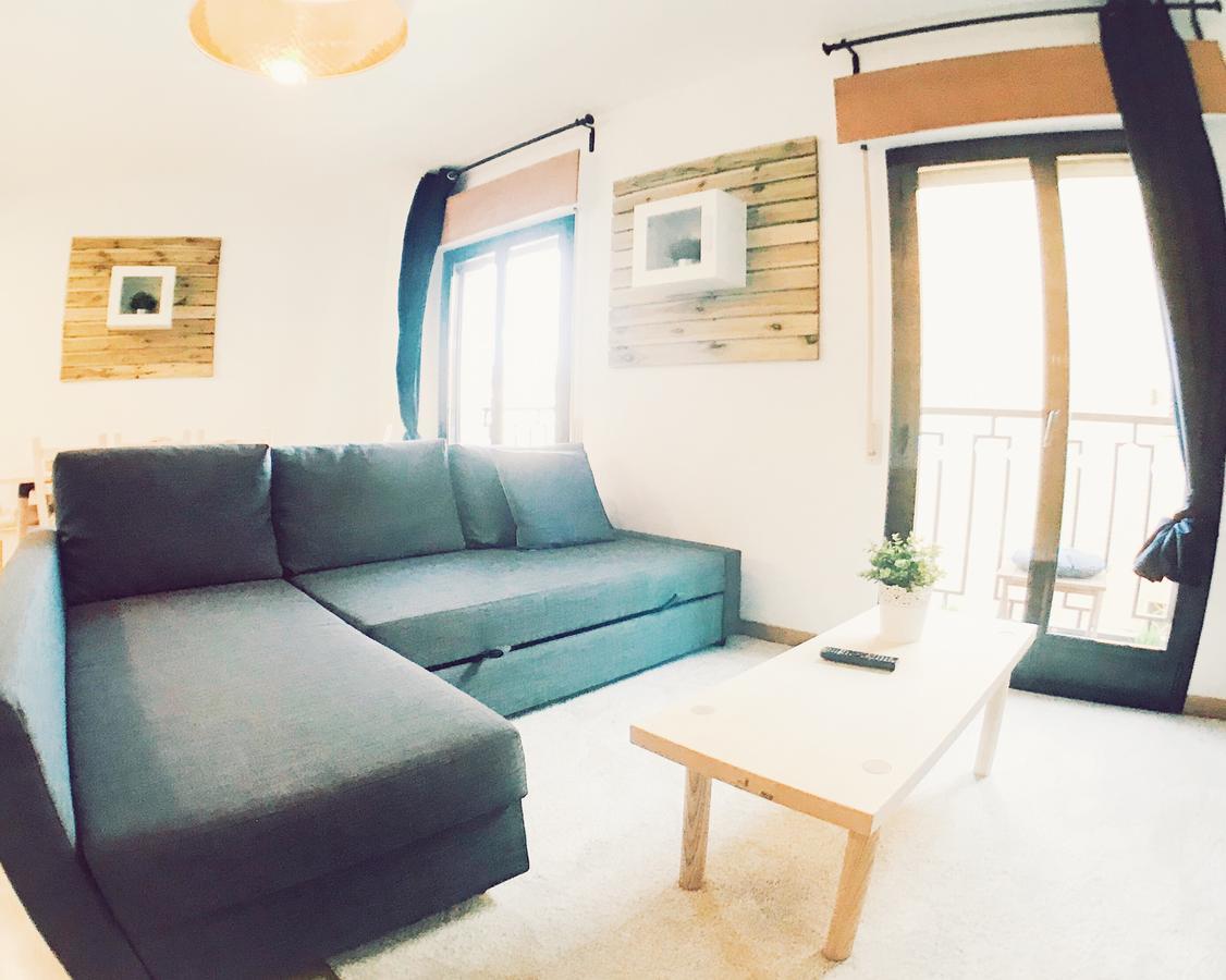 Lollipop Flats City Center Foxy Apartment *